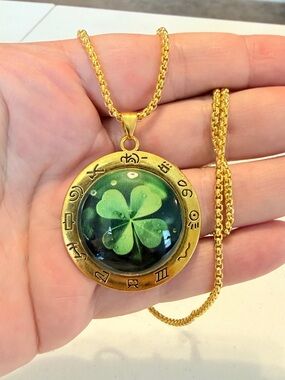 Gold & Green Four-Leaf Clover Pendant Necklace.